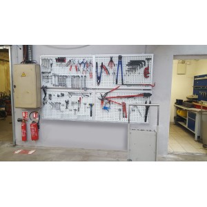 Panneau porte-outil perforé mural MAINTPOST 200A | Atelier industriel